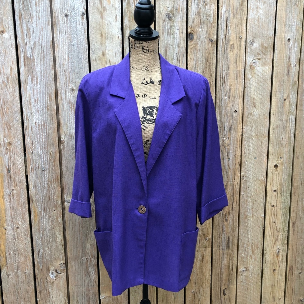 VINTAGE OVERSIZED AMETHYST BLAZER